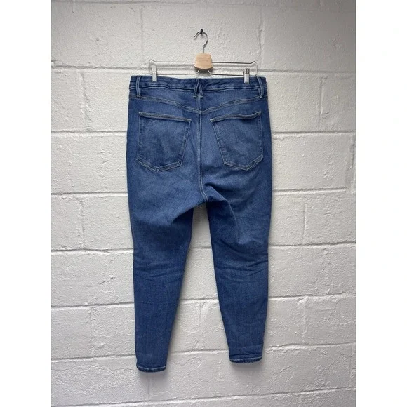 Good American Jeans Good Legs High Rise Skinny sz 15 / 33 Indigo Blue 30" inseam - Picture 5 of 11